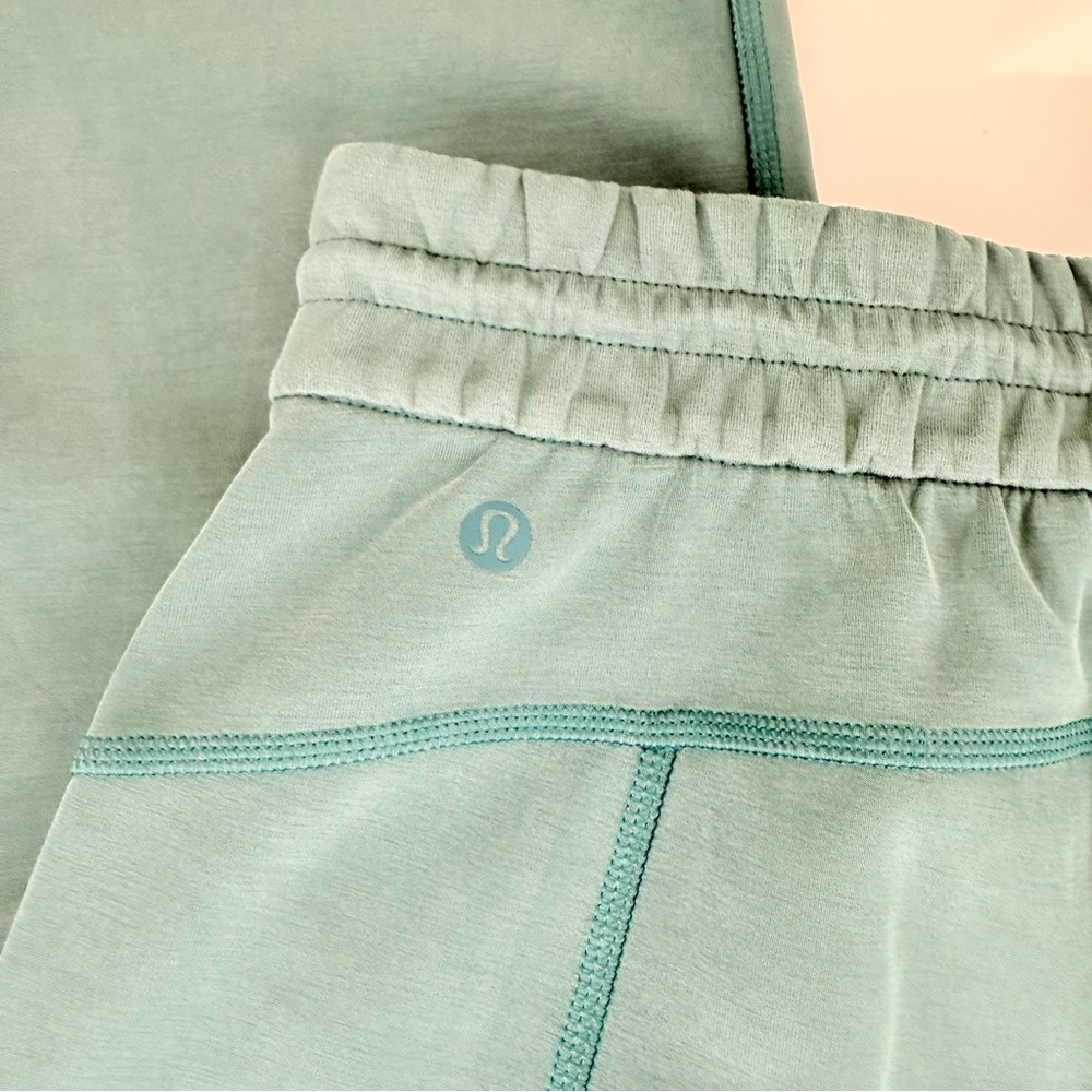 Lululemon Softstreme High-Rise Pant Dark Forest Size 4 31” Inseam - Picture 8 of 8
